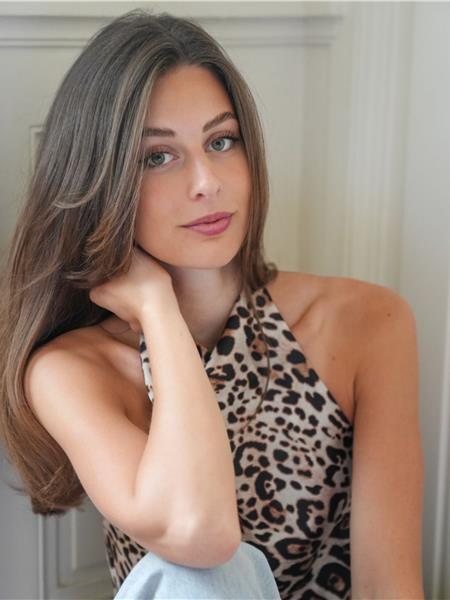 Mae BRUN